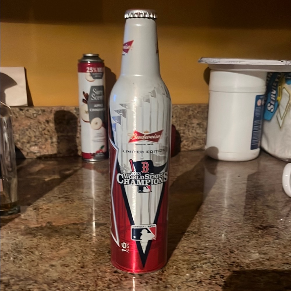 Budweiser Limited Edition World Series Champions Bottle